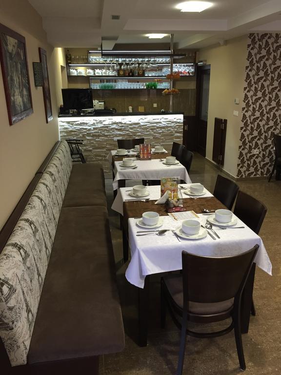 Penzion Stefarez New Veľký Meder Esterno foto