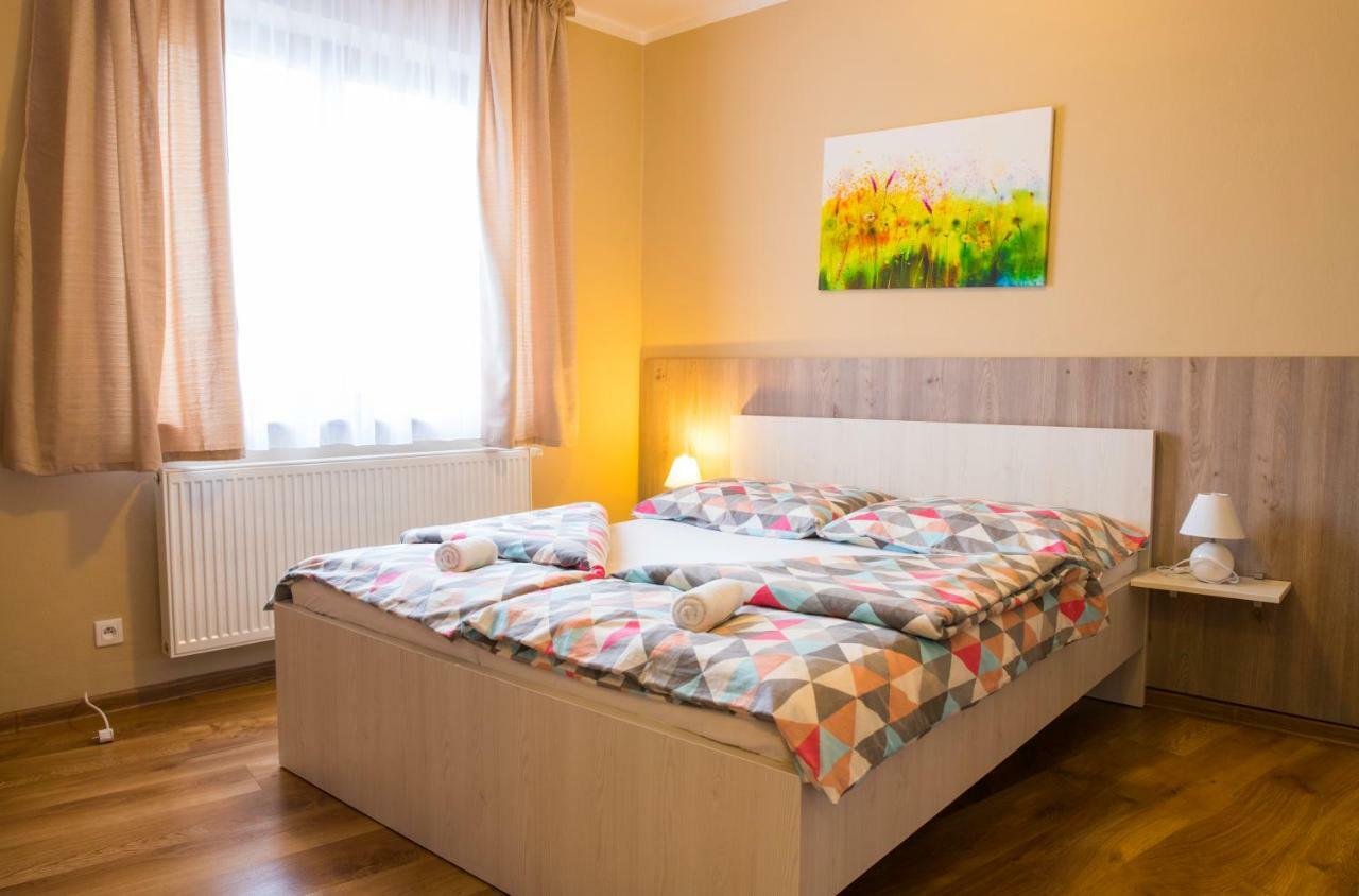 Penzion Stefarez New Veľký Meder Esterno foto